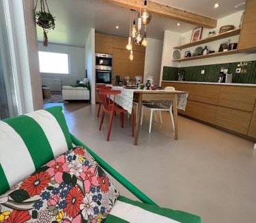 Longroy Villa | Au refuge de la colline Ecolodge 4 étoiles avec vue magnifique sur la vallée, proche de Mers les bains