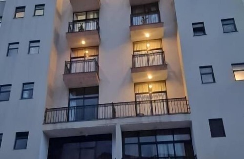 Kirkos Apartment | Au-thopia hotel