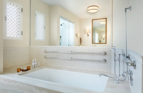 St. Helena Hotel | Auberge Du Soleil