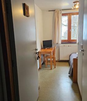 Oz-en-Oisans Hotel | Auberge La Cure