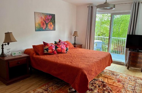 Tadoussac Hostel | Auberge Maison Gauthier