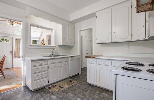 South Haven House | August Weekend Still Available!