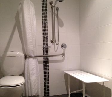 Launceston CBD Hotel | Auldington Hotel