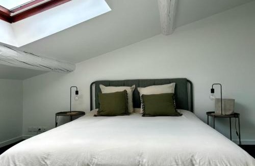 Riom Apartment | Auprès de mon arbre
