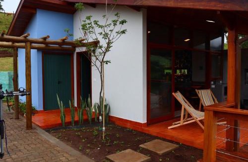 Paraisopolis House | Aura dos Ipês