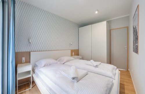 Old Town Apartment | Aura III, Sun & Snow