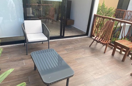 La Veleta Apartment | Aura Jungle Oasis