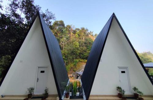 Devikolam House | AURACREST HAVEN A-Frame Cottages and Deluxe Rooms