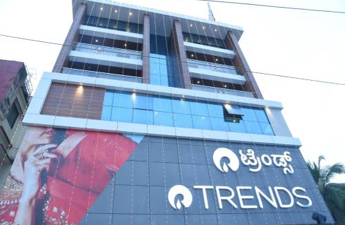 Adyar Hotel | Aurelia Comforts - Deralakatte