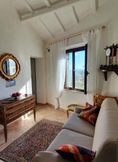 Saturnia Apartment | Aurinia