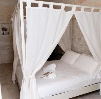 Loseto Bed & Breakfast | Aurluna Luxury Suites