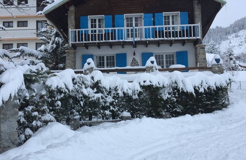 Saint-Etienne-de-Tinee Ski Chalet | Auron Chalet Casanova Centre et Pistes à Pied