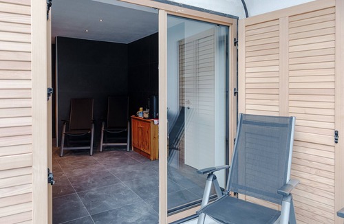 Livinallongo del Col di Lana Apartment | Aurone Apartment with Mountain Views, Shared Garden, and Wi-Fi