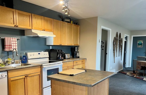 Whitehorse Apartment | Aurora Loft