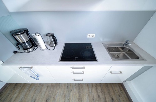 Aldenburg Apartment | Aurora Schaar
