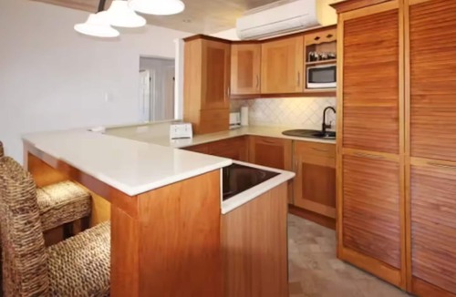 Mullins Condo | Aurora Tropical