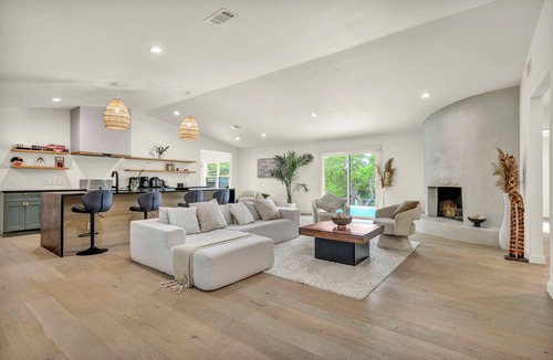 West Oak Hill House | Austin Sanctuary: Modern Haven Near Zilker Park