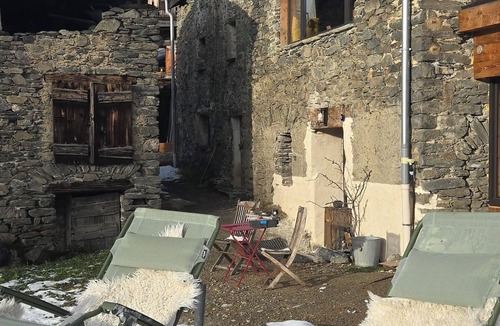 Saint-Martin-de-la-Porte House | Authentic getaway at La Montagnette Relaxation and Nature in the heart of the Alps!