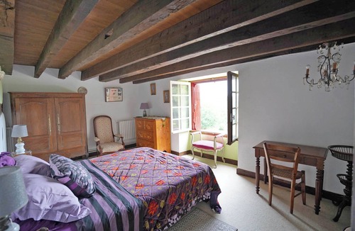 Saint-Germain-des-Pres House | Authentic 19th c Farmhouse with heated pool fiber optic and air conditionné