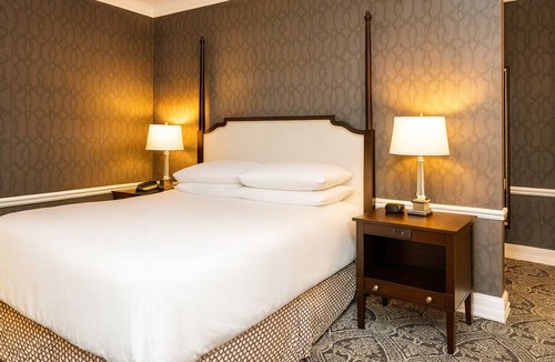 Historic District Hotel | Authentic 18th Century Hotel Near US Naval Academy - Walking Distance