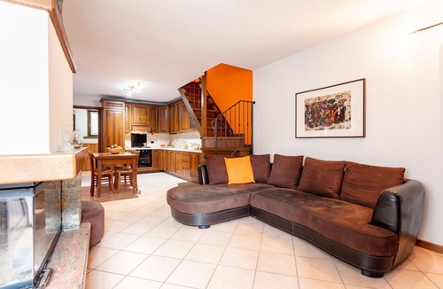 Stazzona Apartment | Authentic 2BR Stone Apartment by Halldis