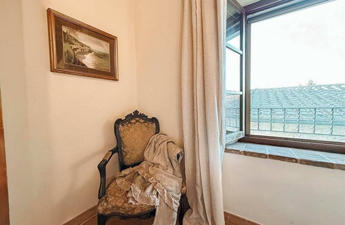 Poggiarello Apartment | Authentic Apartment Villa in Tuscan Vineyard Estate.