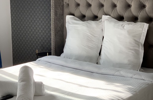 Guillerval Hotel | authentic by balladins - Domaine Malar