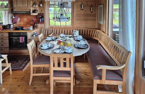 Tinn House | Authentic cabin overlooking Lake Møsvann