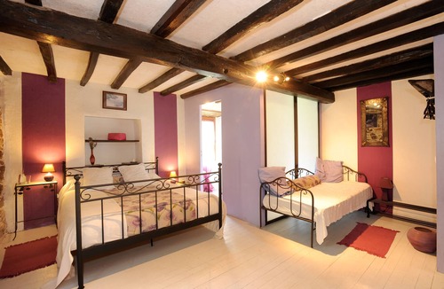 Saint-Marsal Other | Authentic catalan farmhouse 200m2, isolated on foothills south of Canigou, 8 to 13 pers
