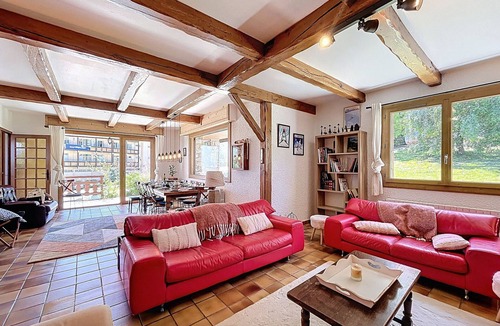 La Toussuire Ski Chalet | Authentic chalet, mountain view - 15 guests