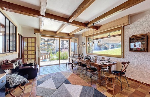 La Toussuire Ski Chalet | Authentic chalet, mountain view - 15 guests