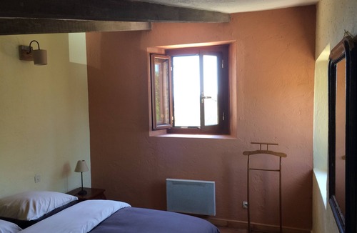 Saint-Jeannet House | Authentic charming house in a quiet wooded park.