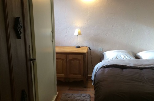 Saint-Jeannet House | Authentic charming house in a quiet wooded park.