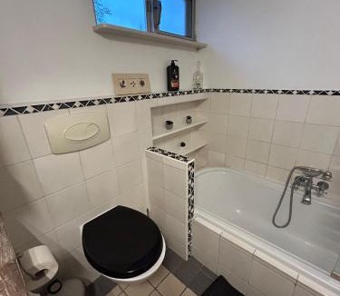 Stadionbuurt Apartment | Authentic Dutch boathouse
