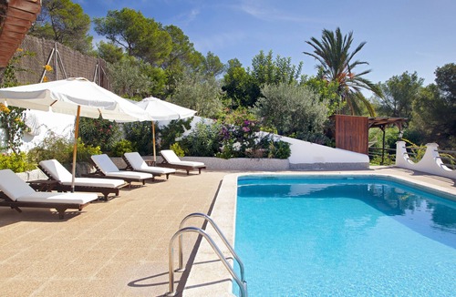 Santa Eulalia del Rio Villa | Authentic Ibizan Charm in the Heart of the Island