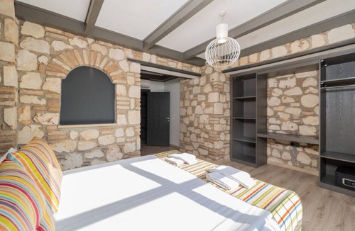 Kaleici Apartment | Authentic Flat with Garden 5 min to Beach