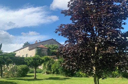 Saint Alban Auriolles House | Authentic, comfortable house in a green setting. Swimming pool, pétanque.