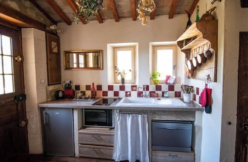 Les Baux-de-Provence House | Authentic stone house overlooking Les Baux-de-Provence