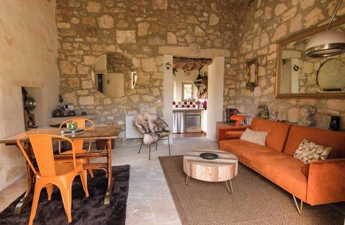 Les Baux-de-Provence House | Authentic stone house overlooking Les Baux-de-Provence
