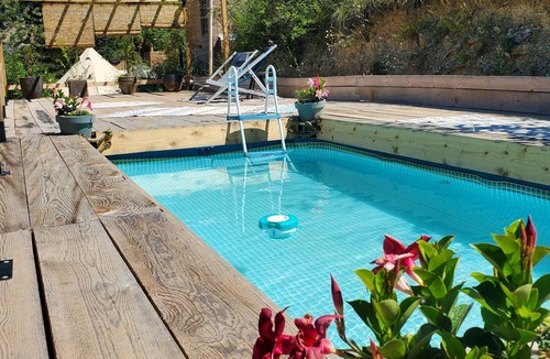 Saillans House | Authentic gîte, nature, calm, swimming pool, relaxation, activities and scents