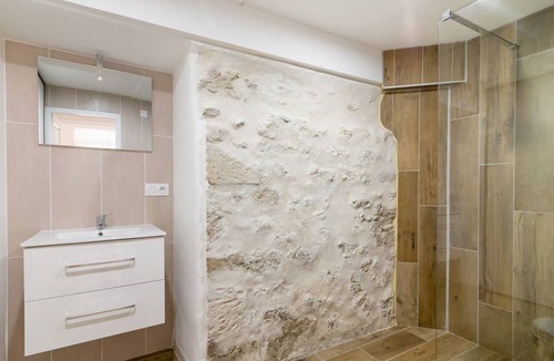 La Baume-de-Transit House | Authentic house and private spa for 18 people