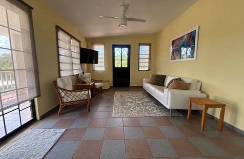Guayabo Apartment | Authentic Local Stay · 3 min to Beach Near Rincon