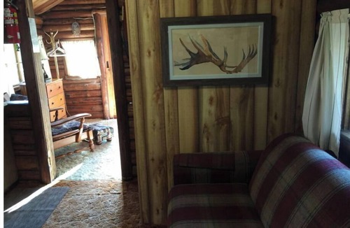 Northome Cabin | Authentic Log Cabin Pet Friendly Northshore Bay Resort Island Lake
