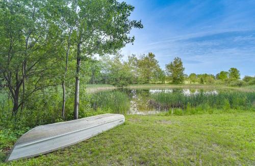 Glidden House | Authentic Log Cabin w/Private Pond in Glidden