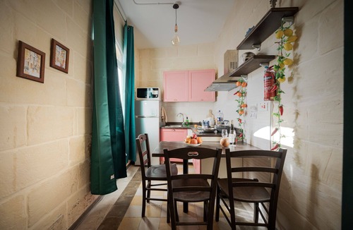 Cospicua House | Authentic Maltese House "The House of Concetta"