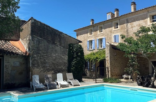Aubignan House | Authentic Mas in Provence at the foot of Mont Ventoux with swimming pool