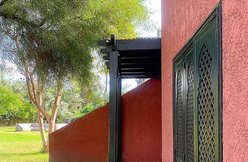 Palmeraie House | Authentic Moroccan Getaway 3 Royal Suites Parking Heated Pool