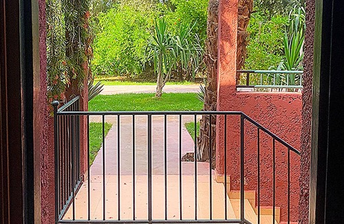 Palmeraie House | Authentic Moroccan Getaway 3 Royal Suites Parking Heated Pool