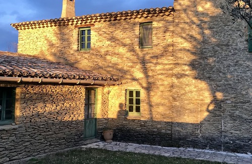 Entrechaux House | Authentic Provencal farmhouse at the foot of Mont Ventoux