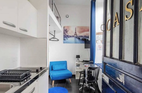 Quartier de la Porte-Saint-Denis Apartment | Authentic studio - 2P - Gare de l'Est